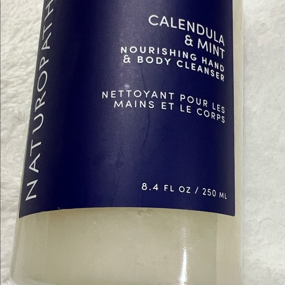 Naturopathica Calendula & Mint Nourishing Body Cleanser - Blue and Cream - Picture 3 of 5